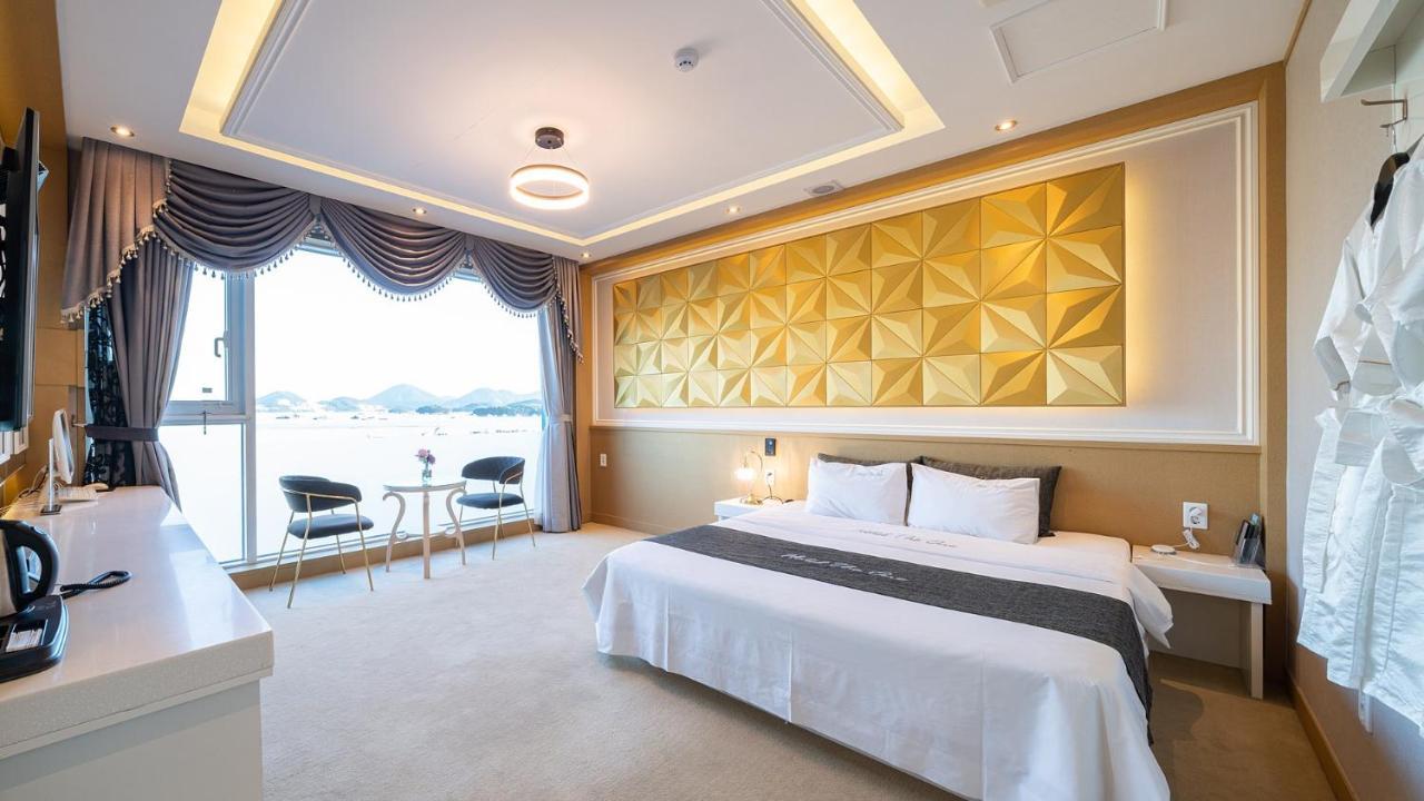 Hotel The One Yeosu Exterior photo