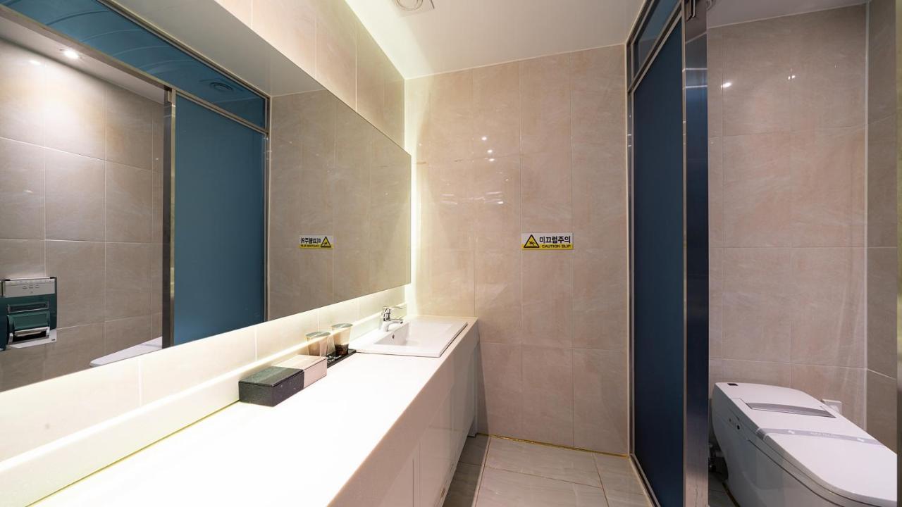 Hotel The One Yeosu Exterior photo