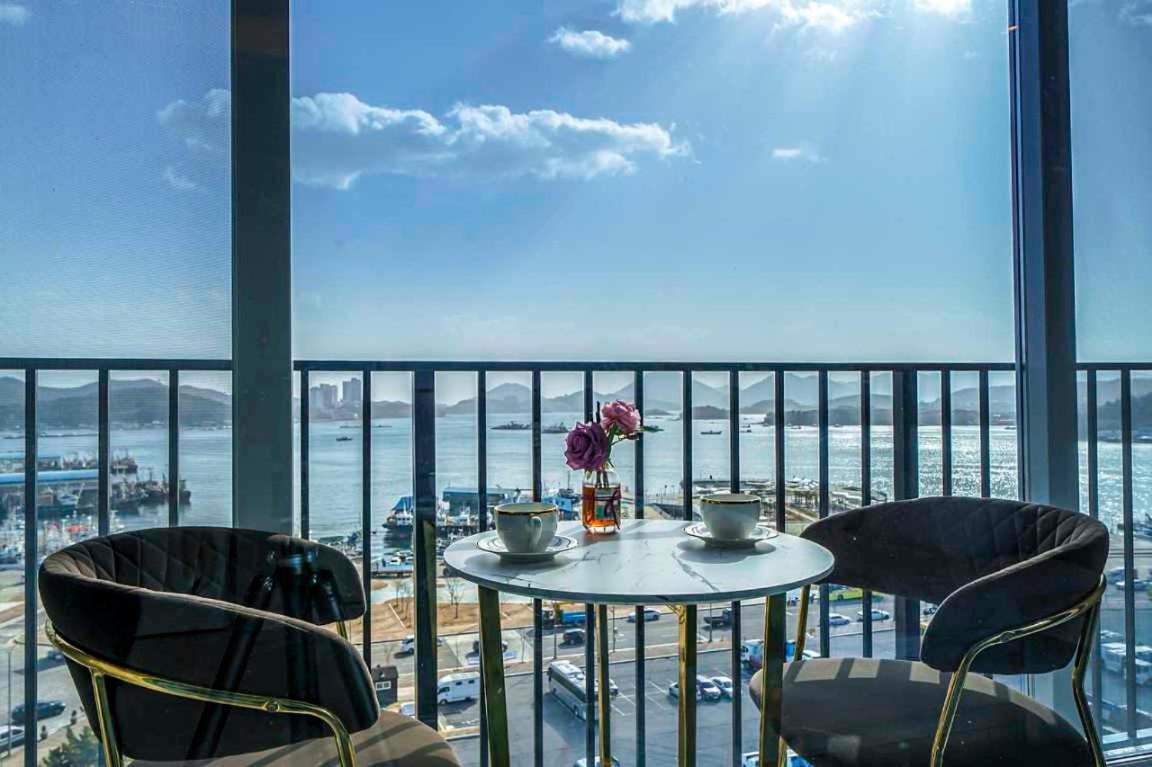 Hotel The One Yeosu Exterior photo